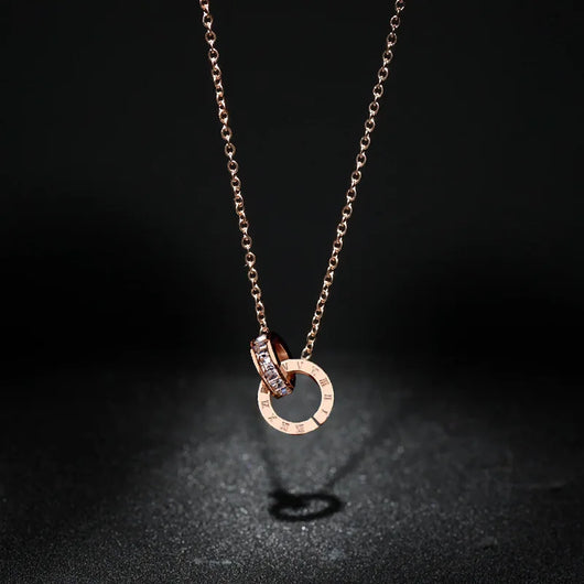 Interlocking Circles Necklace - Rose Gold